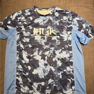 Huk Men's Blue and Gray Camo Tee